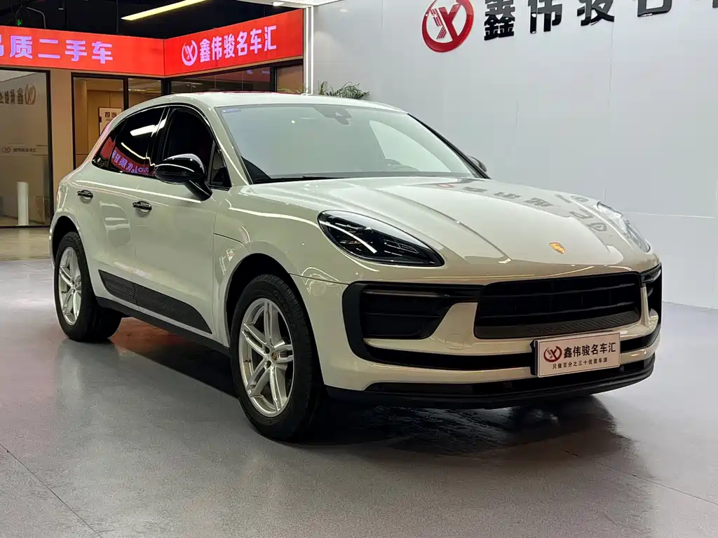 Porsche Macan 2024
