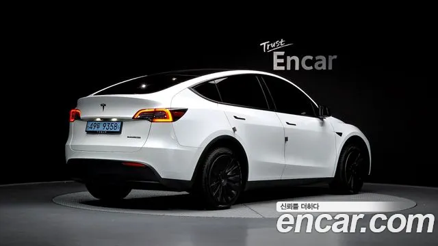 Tesla Model Y 2022