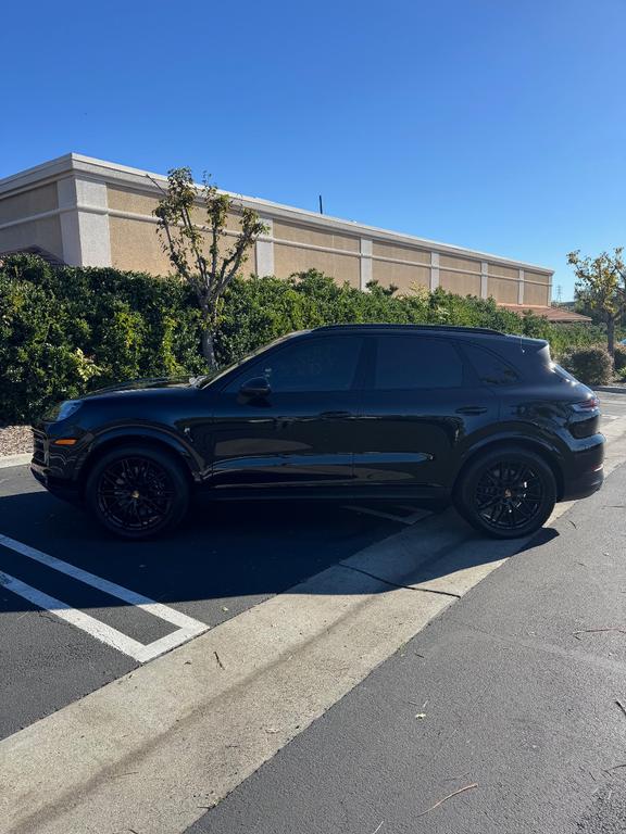 Porsche Cayenne 2024