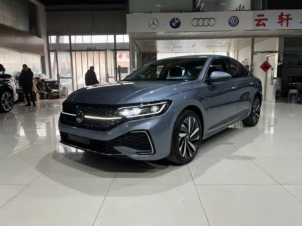 Volkswagen Passat 2021