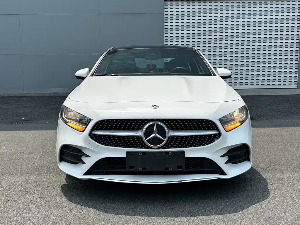 Mercedes-Benz A-Класс 2022