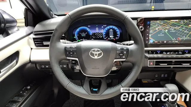 Toyota Camry 2025