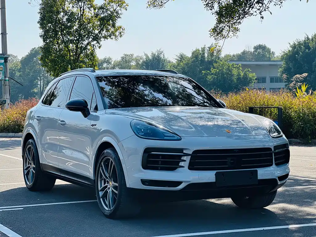 Porsche Cayenne 2023