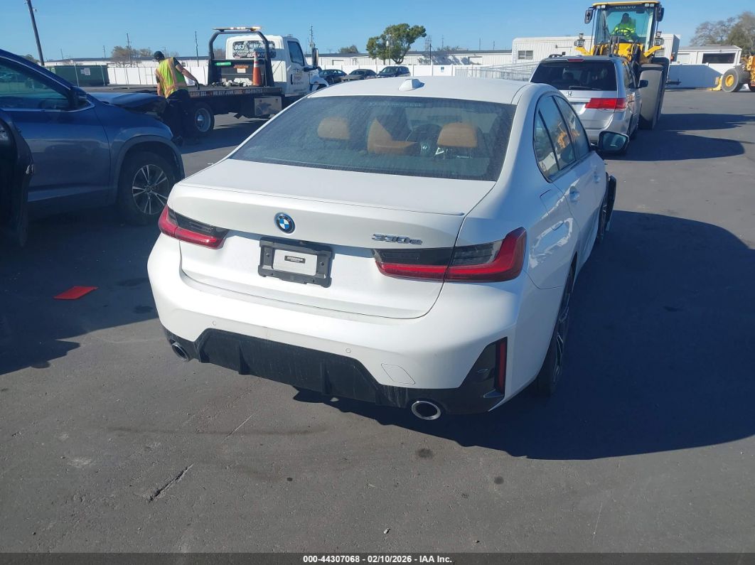 BMW 3 серии 2023