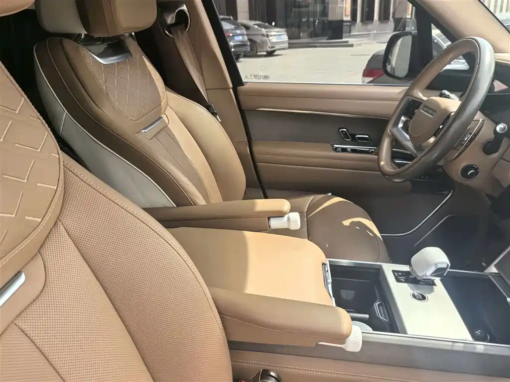 Land Rover Range Rover 2024