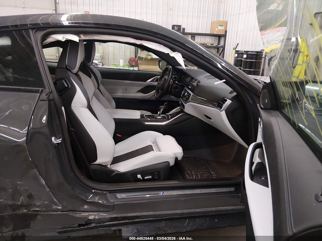 BMW M4 2022