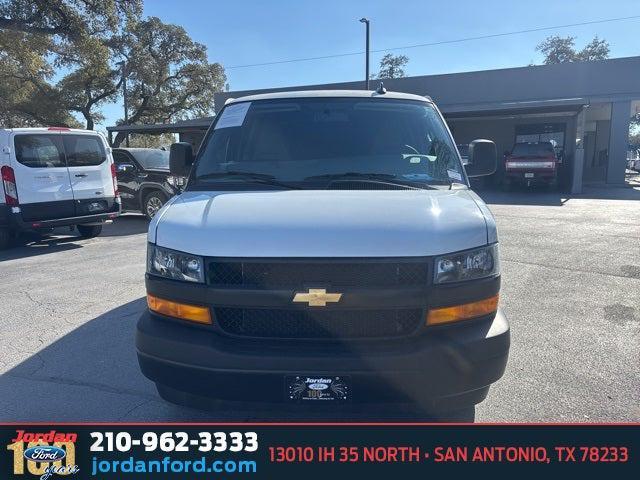 Chevrolet Express 2024
