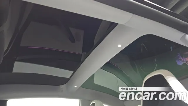 Tesla Model 3 2025