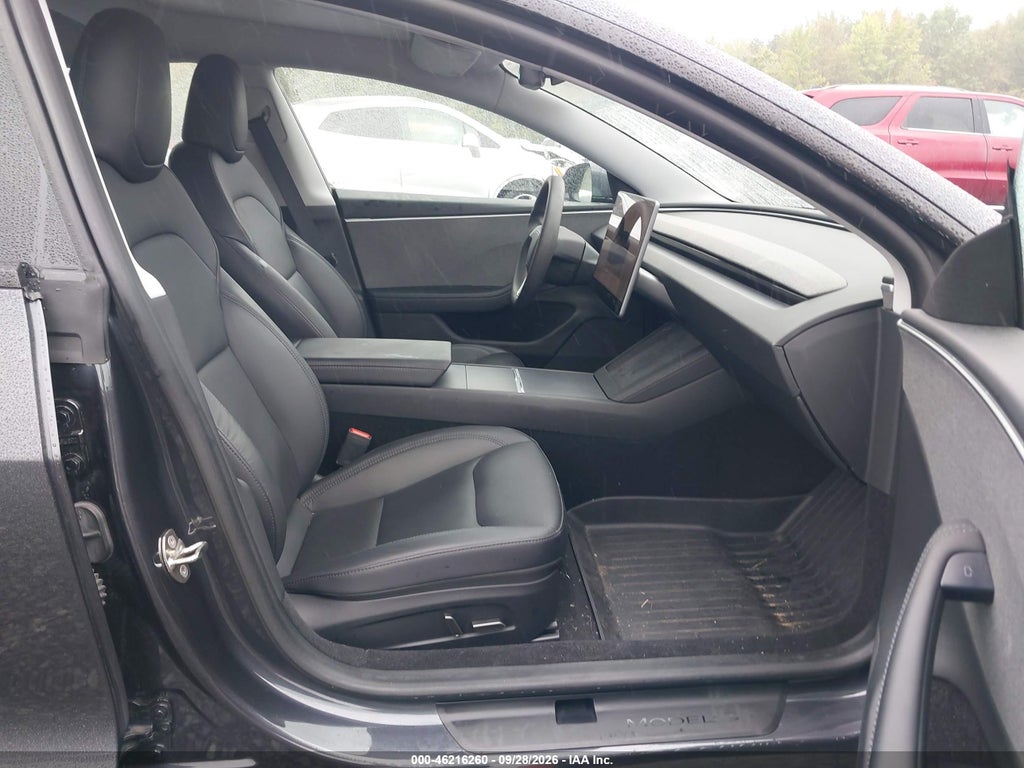 Tesla Model 3 2024