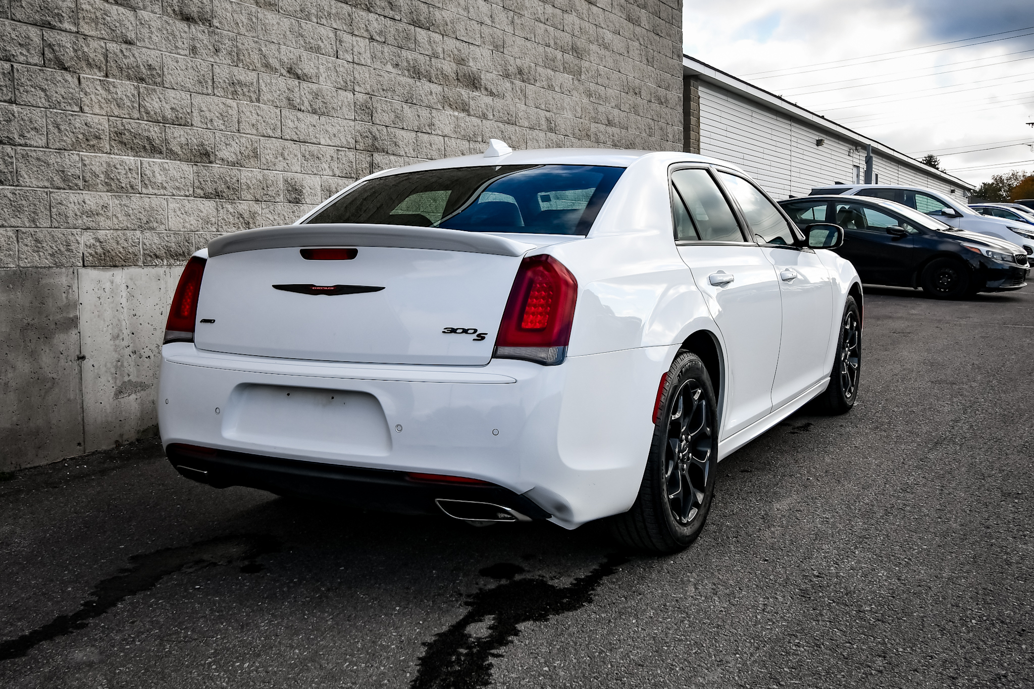 Chrysler 300 2023