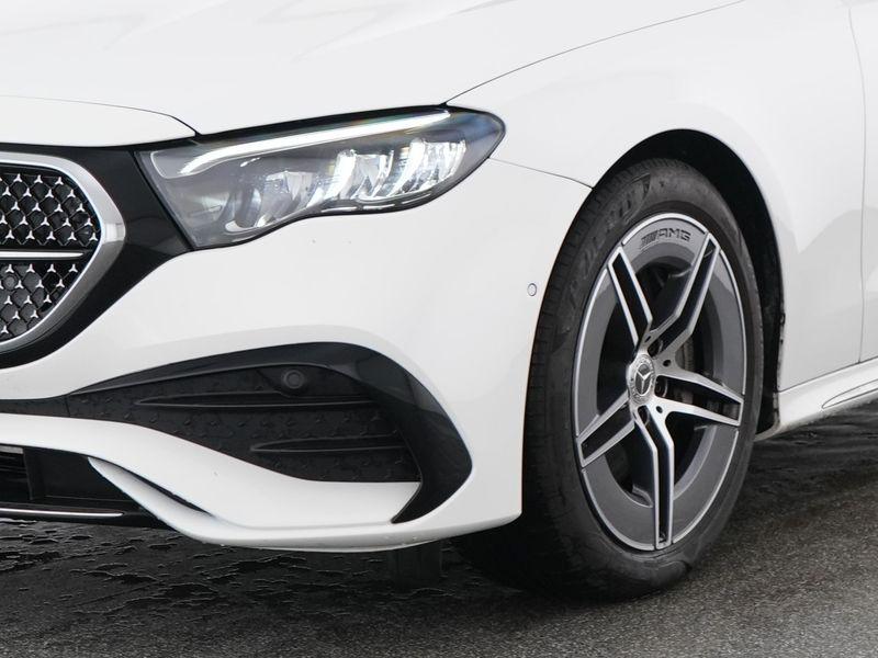 Mercedes-Benz E 220 2025