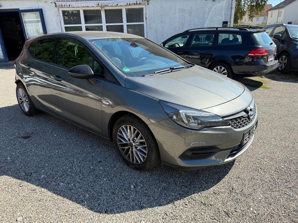 Opel Astra 2020
