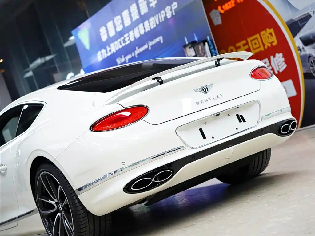 Bentley Continental 2021