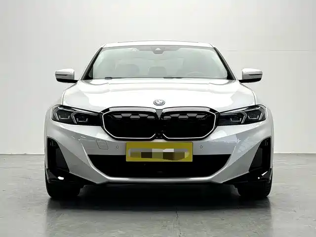 BMW i3 2023