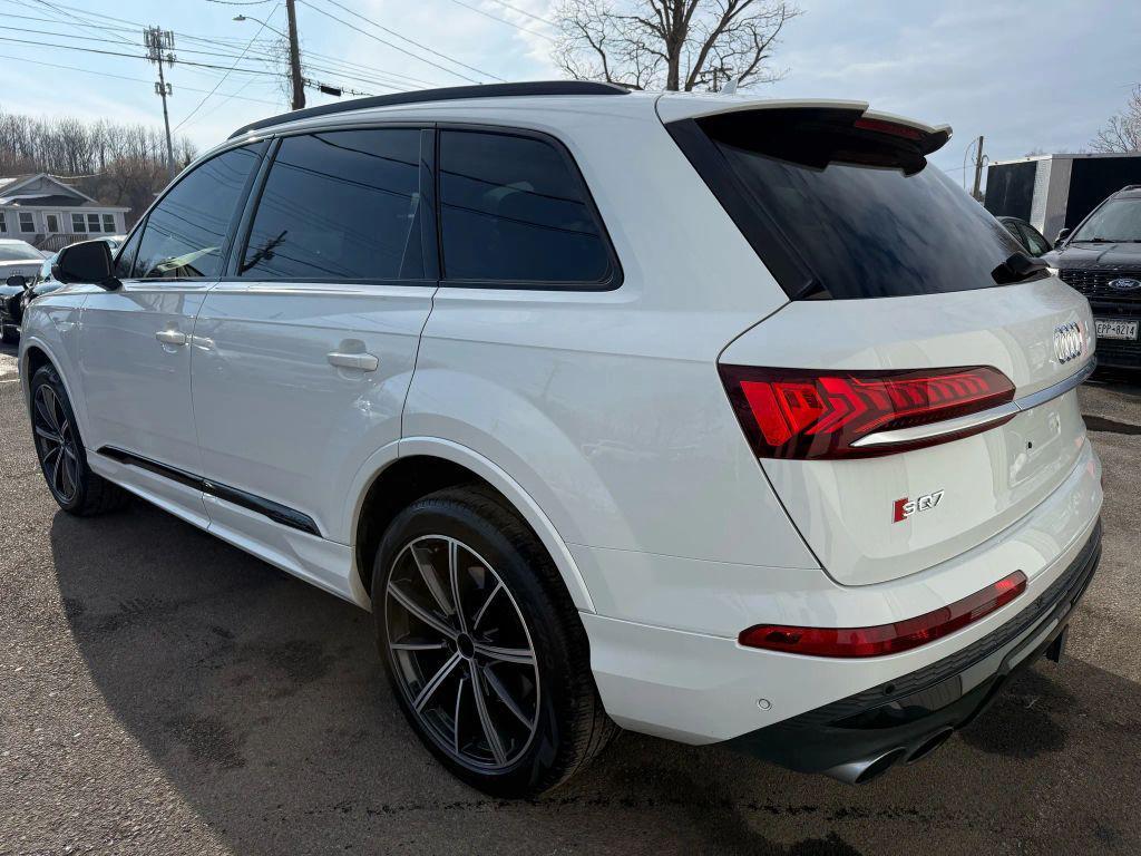 Audi SQ7 2021