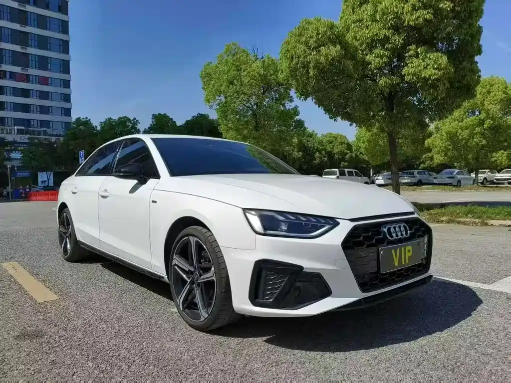 Audi A4 2024