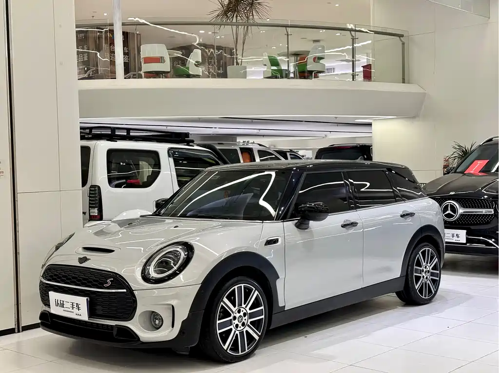Mini Clubman 2022