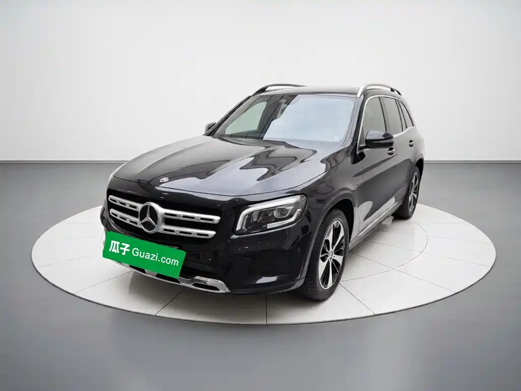 Mercedes-Benz GLB 2023