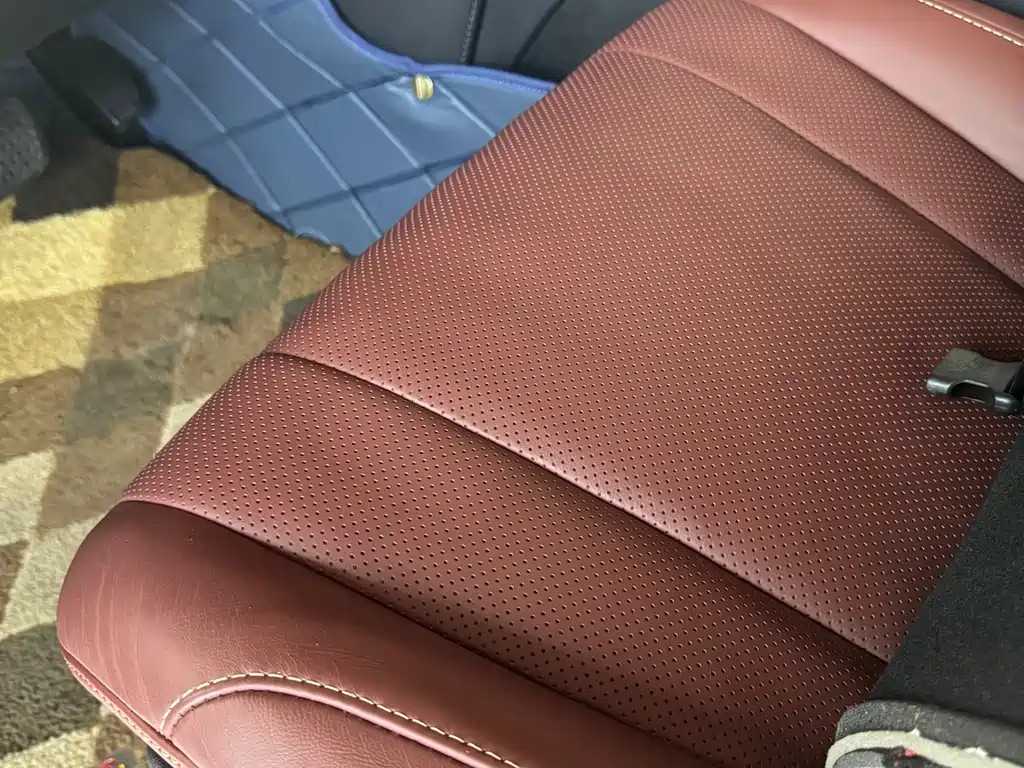 Lexus LX 2022