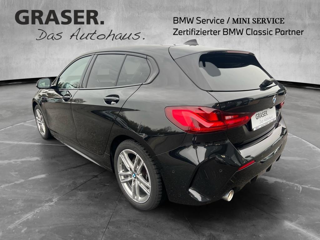 BMW 118 2022