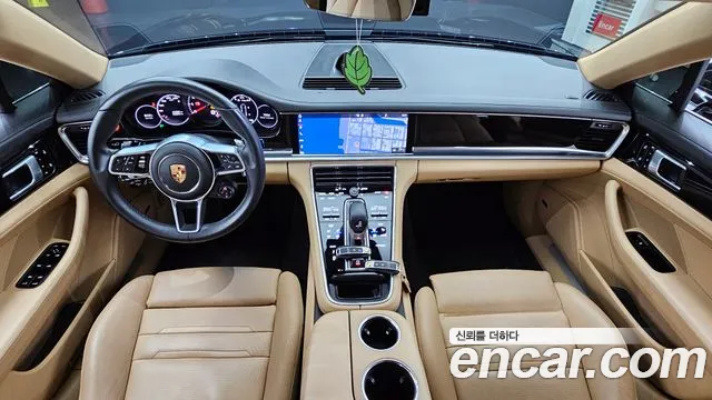 Porsche Panamera 2020