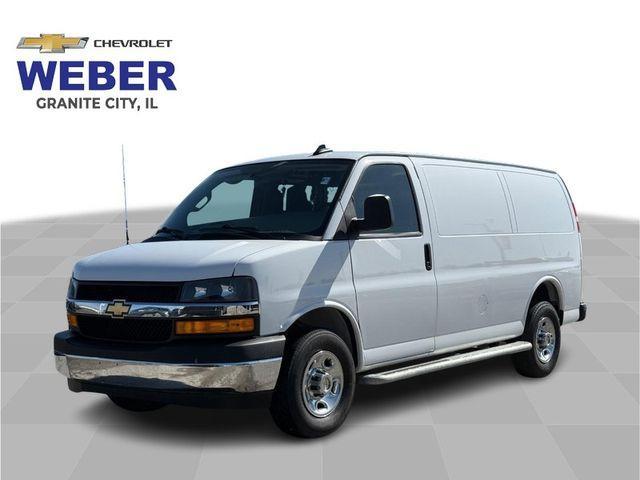 Chevrolet Express 2024