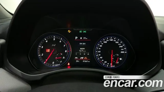 Hyundai Veloster 2021