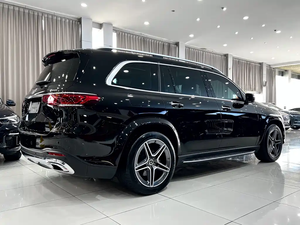 Mercedes-Benz GLS 2023