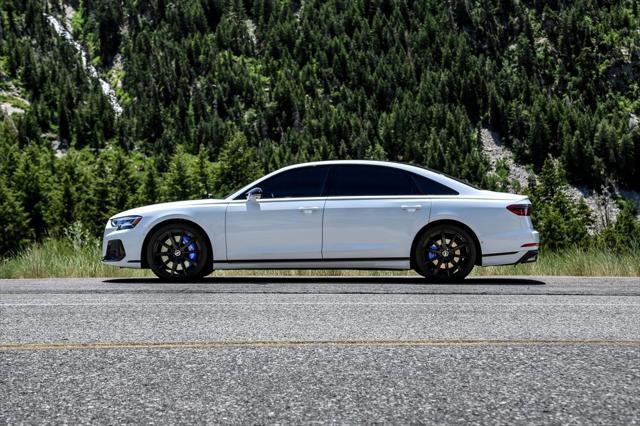 Audi S8 2023