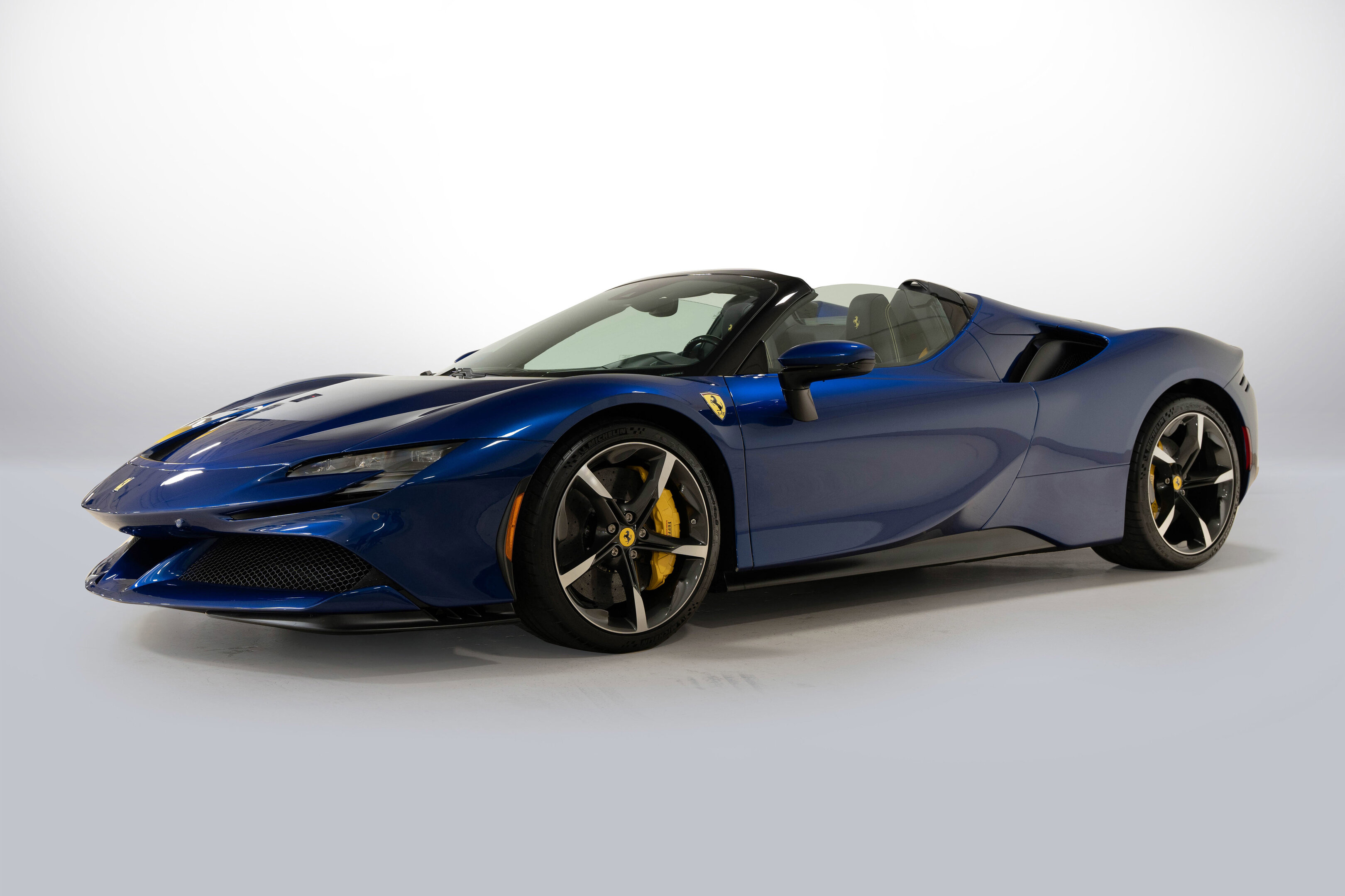 Ferrari SF90 2024