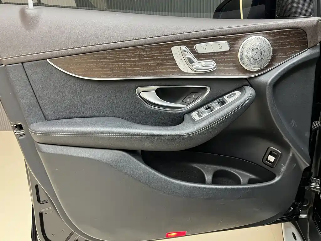 Mercedes-Benz GLC 2022