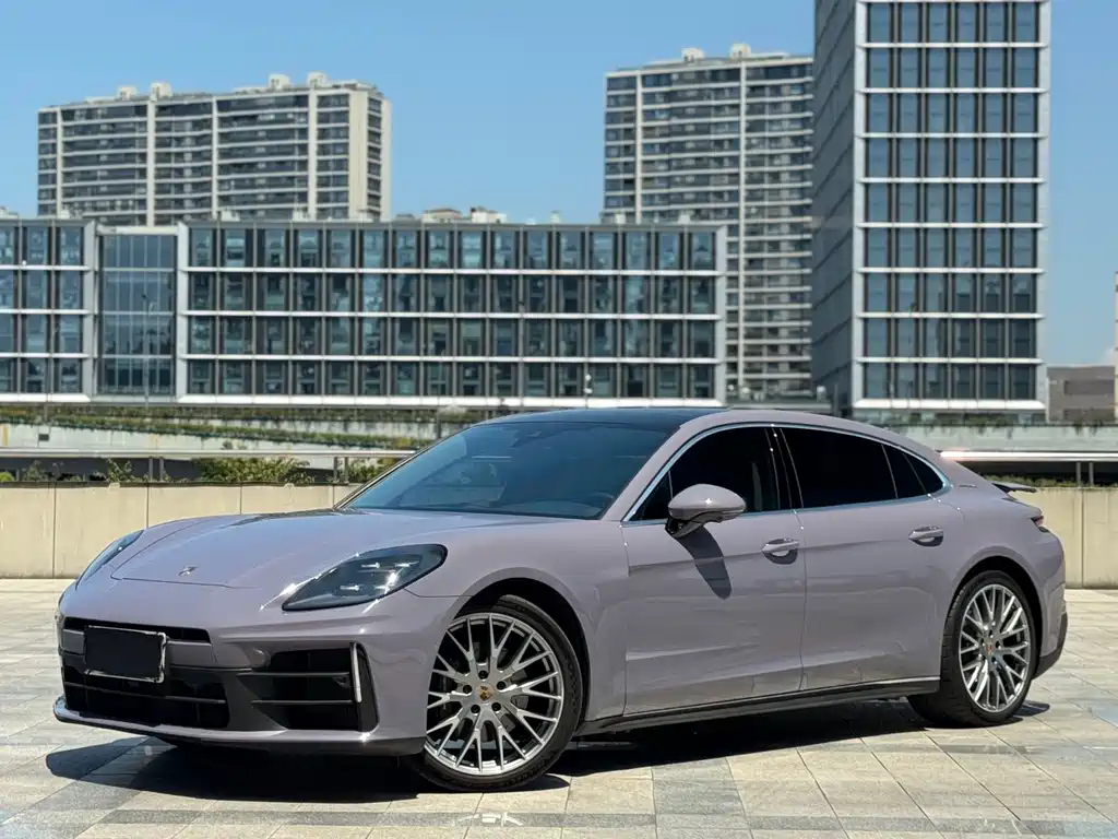 Porsche Panamera 2024