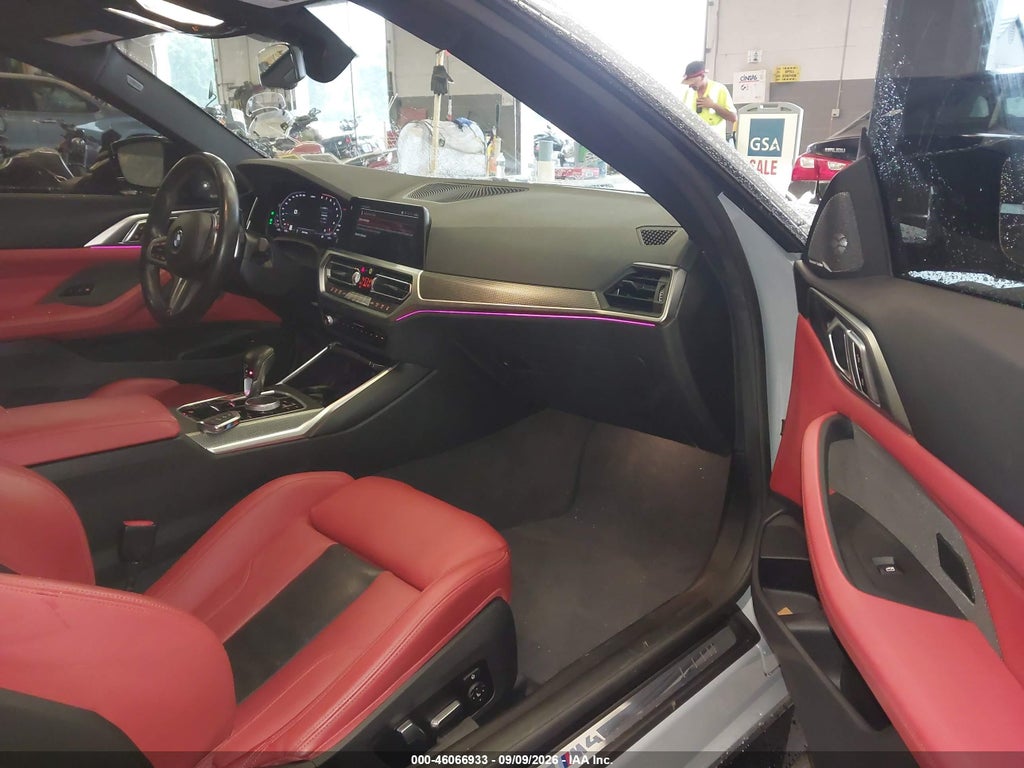 BMW M4 2023