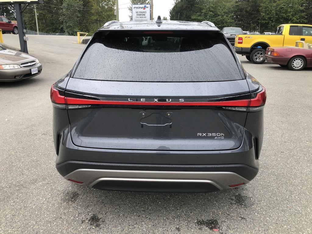 Lexus RX 2024