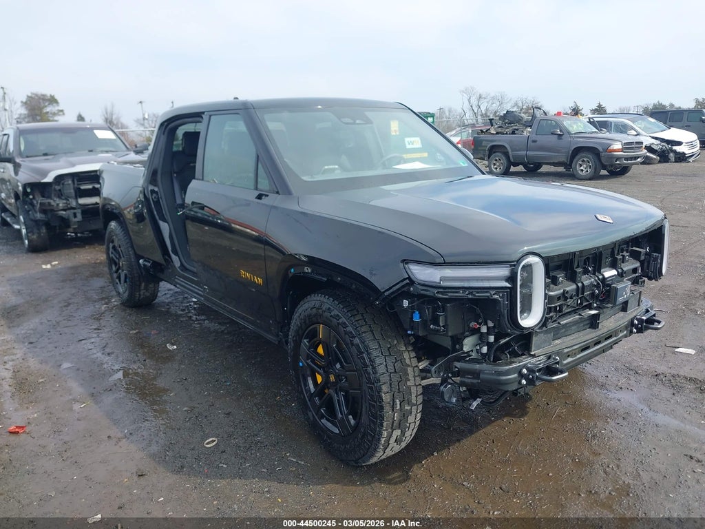 Rivian R1T 2025