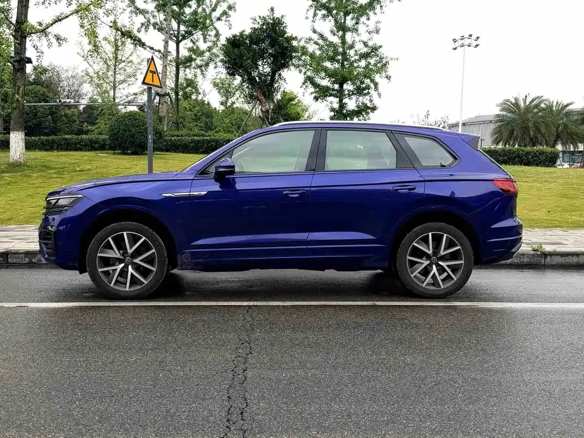 Volkswagen Touareg 2021