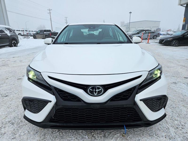 Toyota Camry 2024