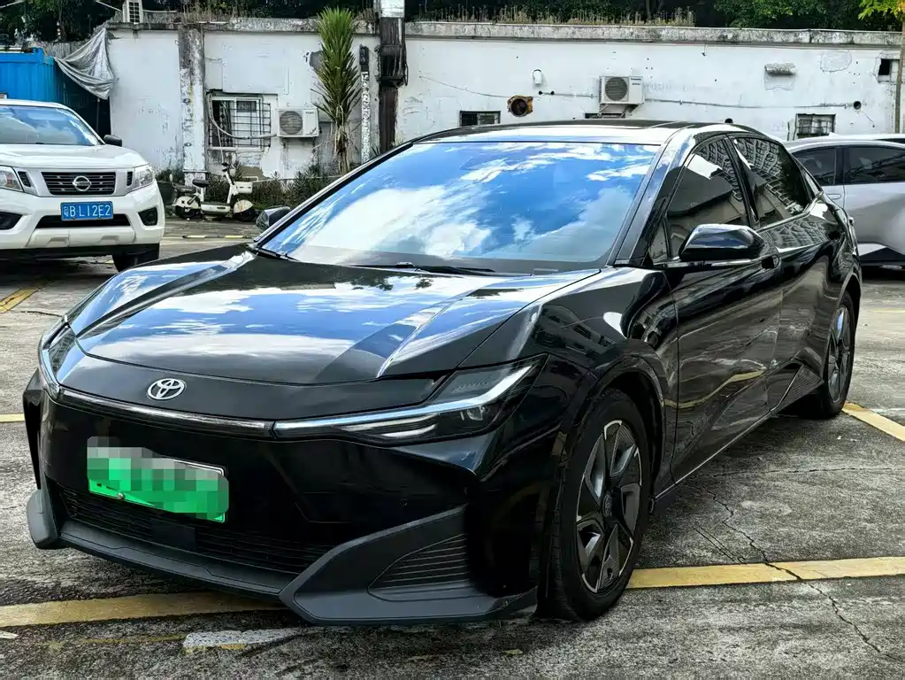 Toyota bZ3 2024