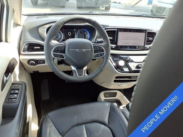 Chrysler Pacifica 2024