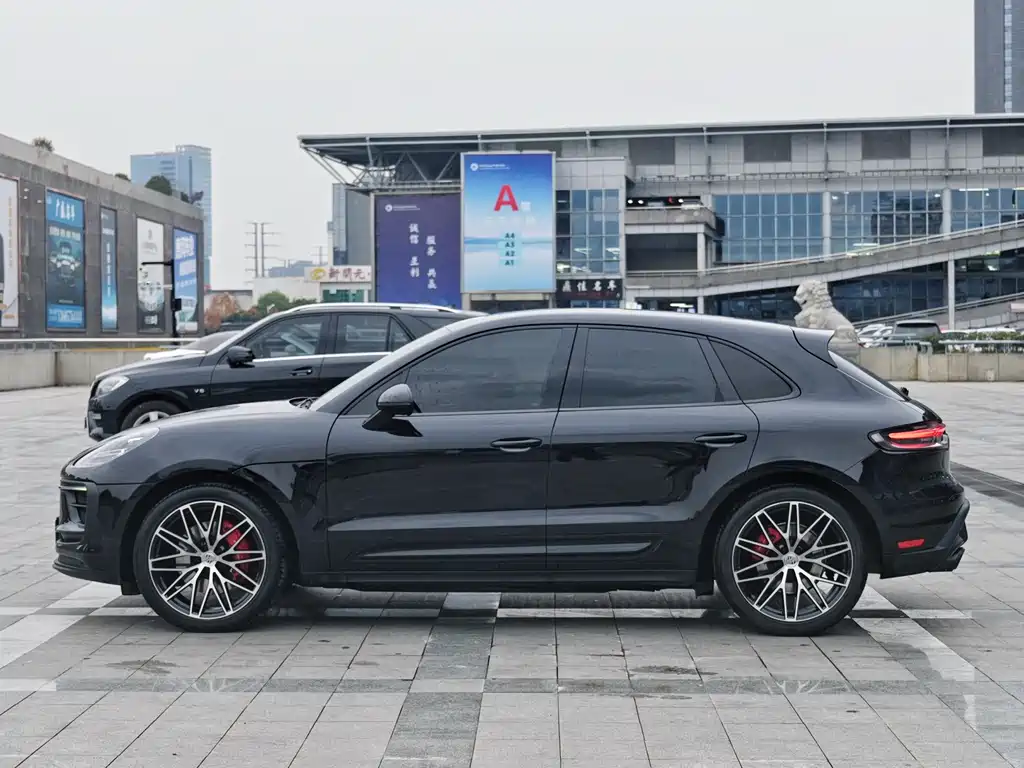 Porsche Macan 2023