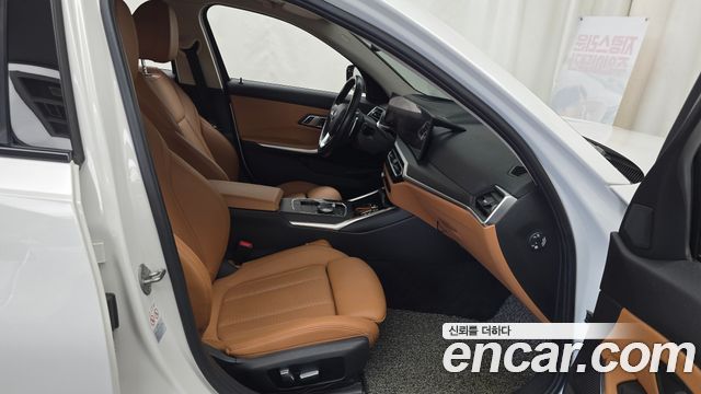 BMW 3 серии 2022