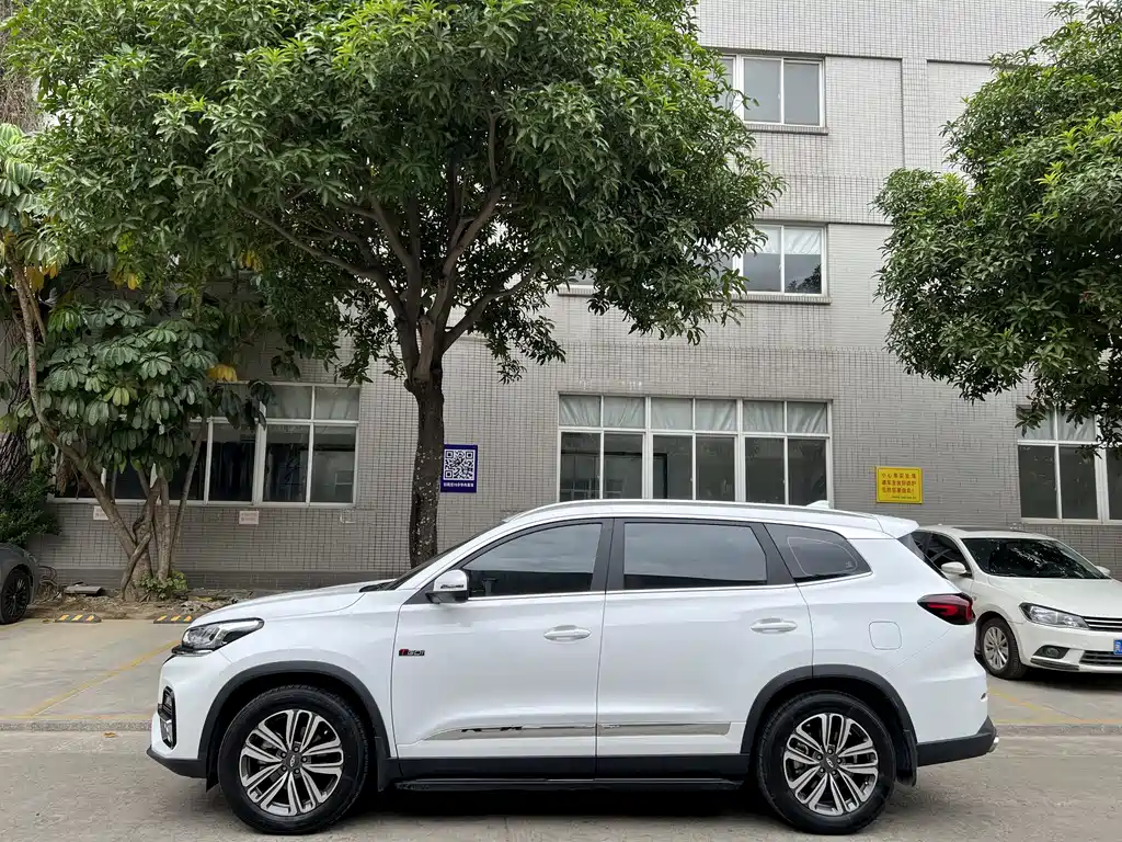 CHERY Tiggo 8 2021