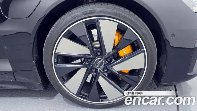 Audi e-tron GT 2022