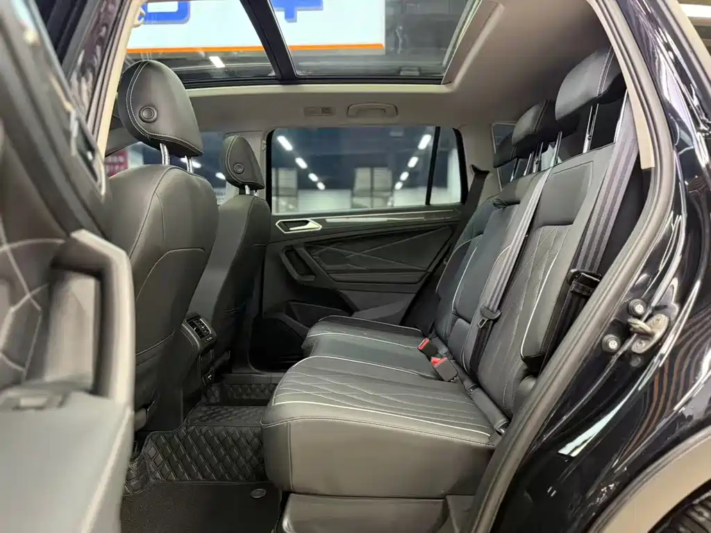 Volkswagen Tiguan 2025