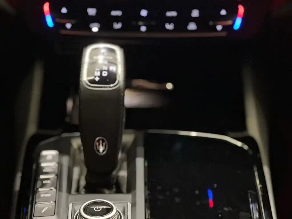 Maserati Levante 2021