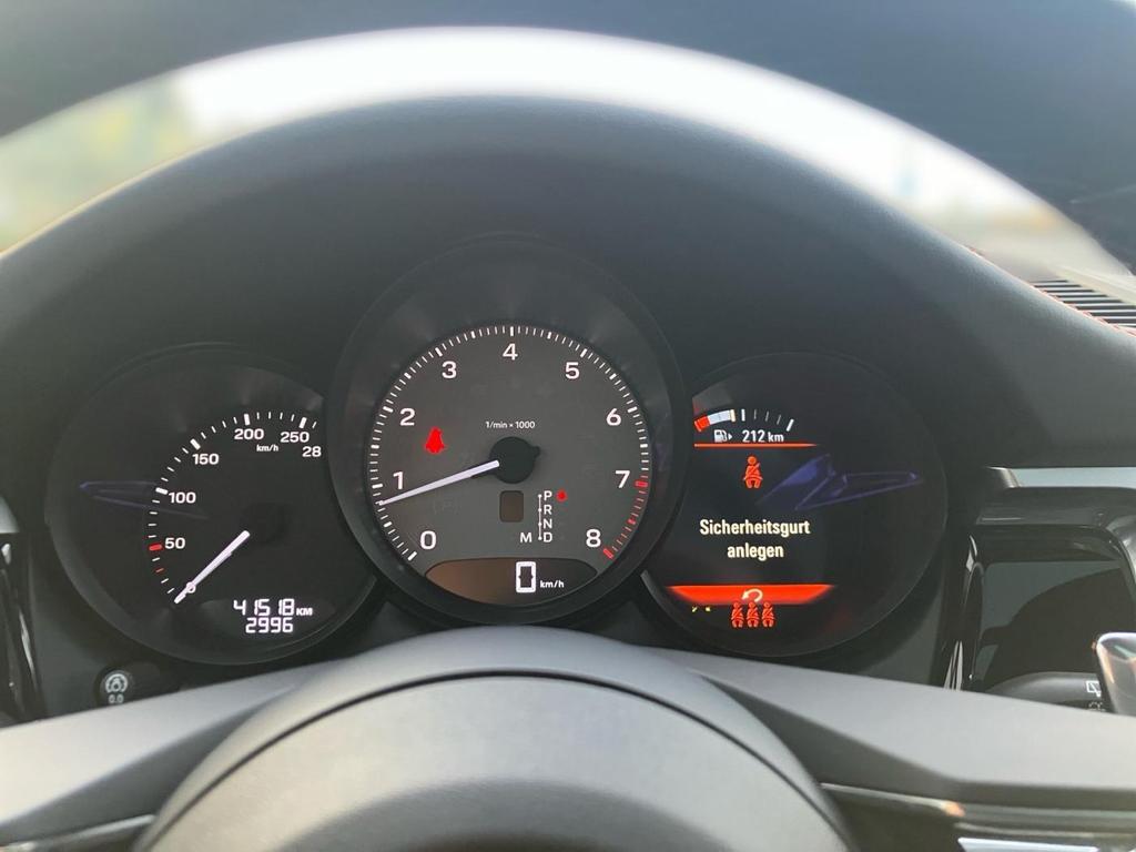 Porsche Macan 2023