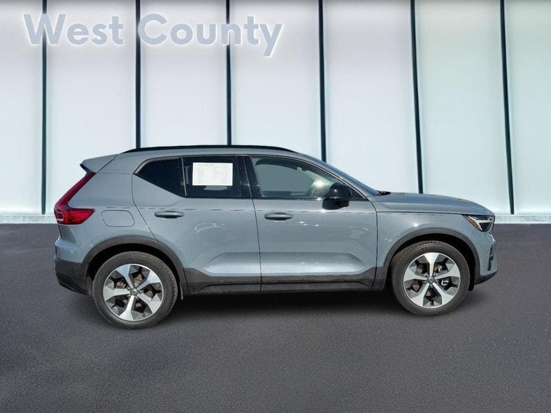 Volvo XC40 2023
