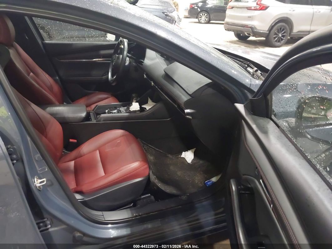 Mazda 3 2024