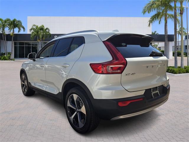Volvo XC40 2023