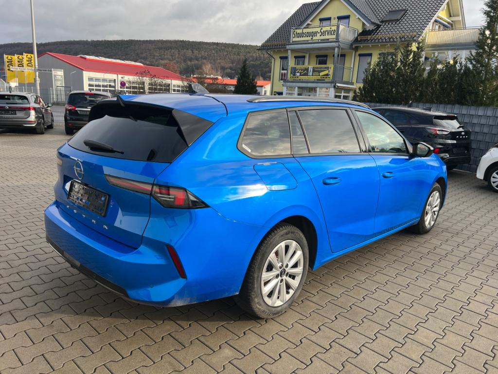 Opel Astra 2024